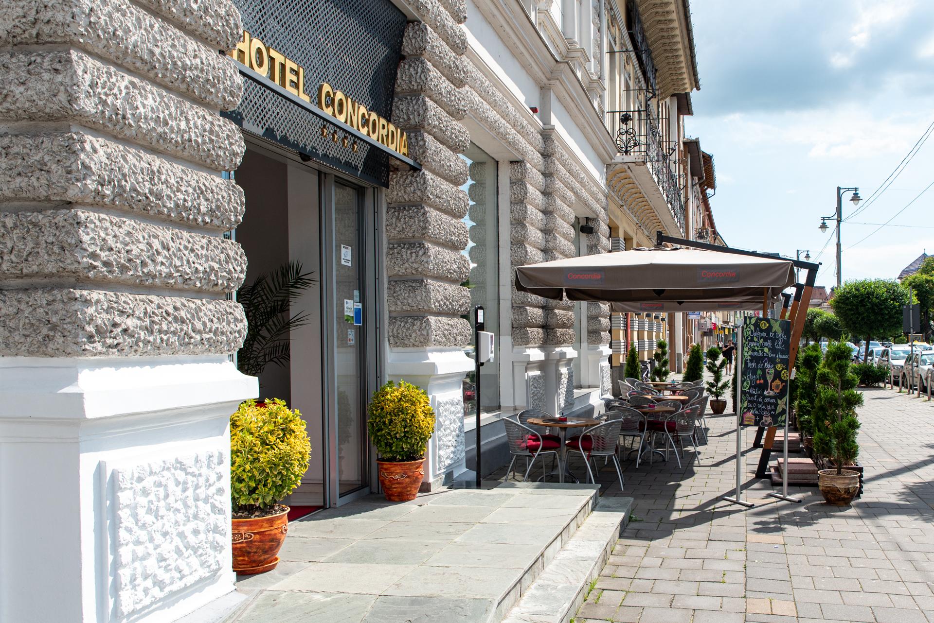 Hotel Concordia Targu-Mures Bagian luar foto